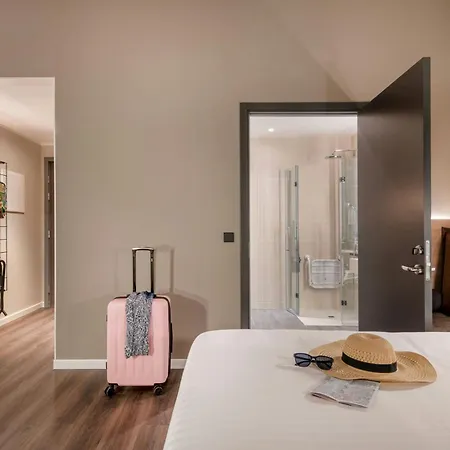 Moxy 3* Βερόνα