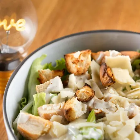 מלון Moxy ורונה